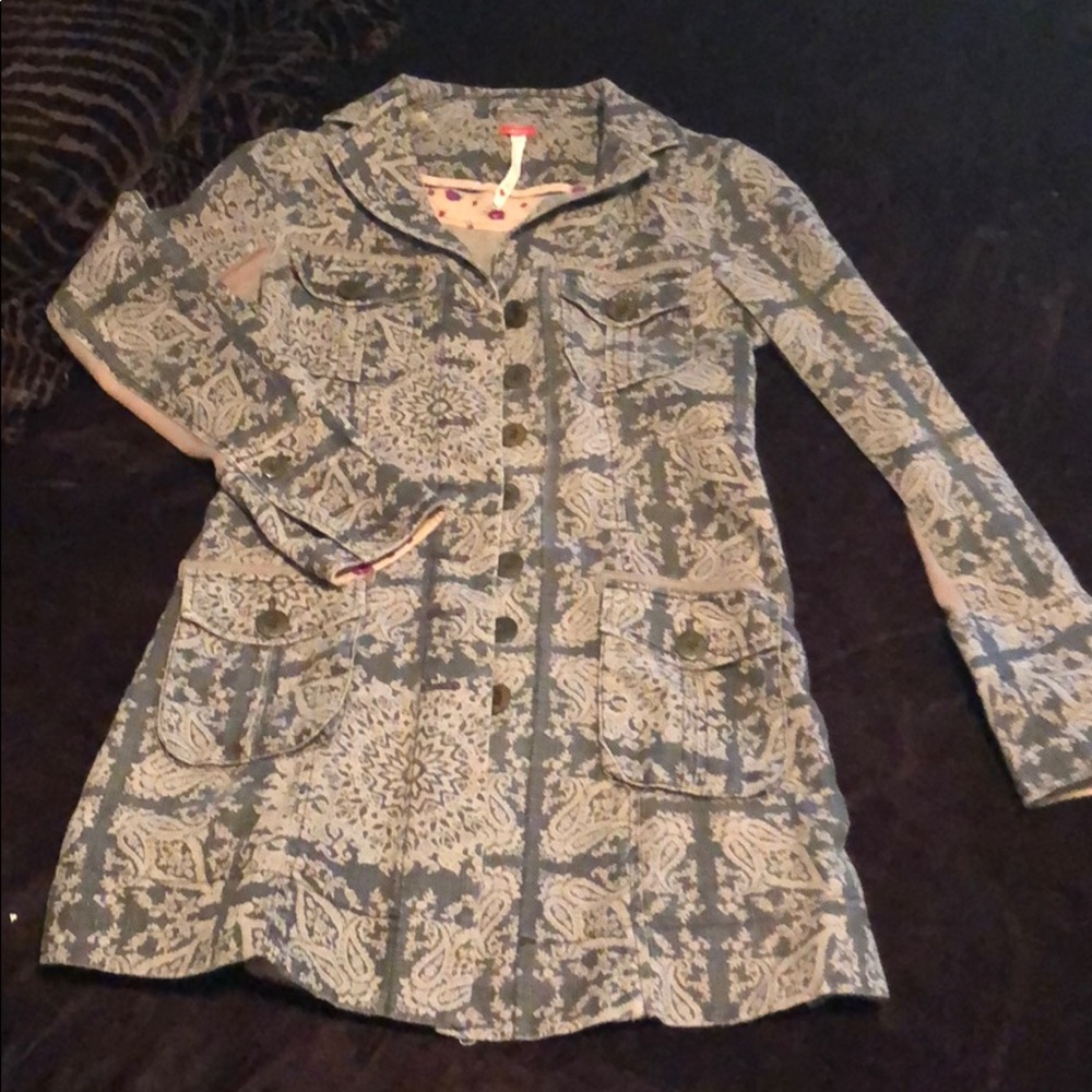 Light Weight Jacket - image 1